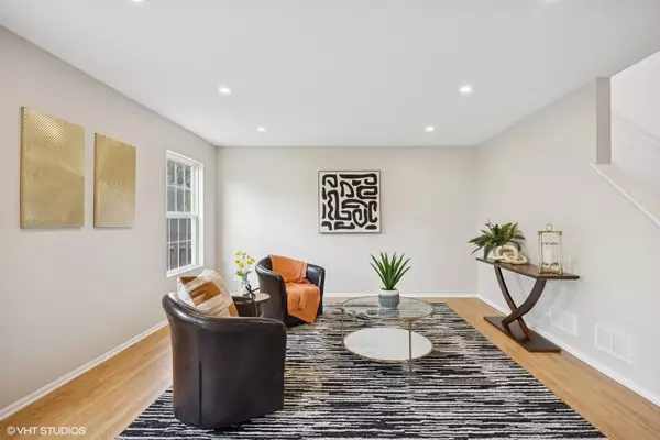 Round Lake Heights, IL 60073,639 Navajo Street