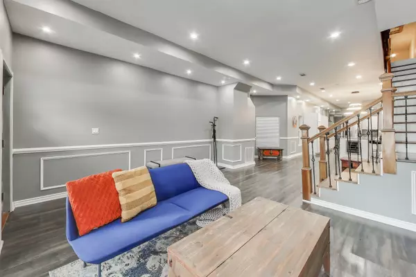 Chicago, IL 60653,4049 S Indiana Avenue