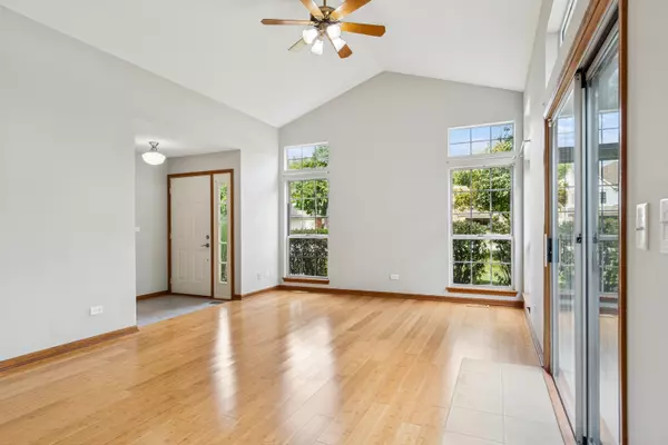 Warrenville, IL 60555,30W073 Penny Lane #0