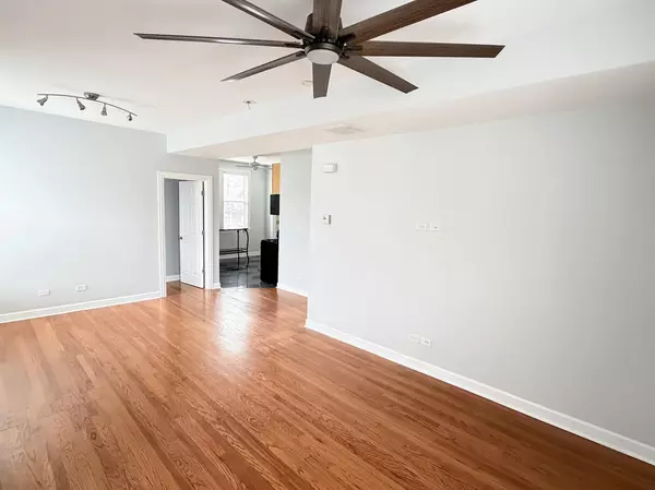 Chicago, IL 60639,2326 N KOSTNER Avenue #2