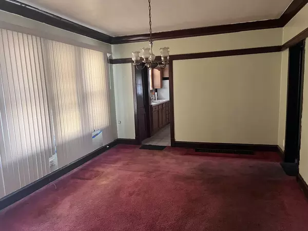 Chicago, IL 60620,8819 S Carpenter Street