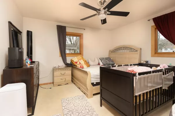 Crystal Lake, IL 60014,6209 Sands Road