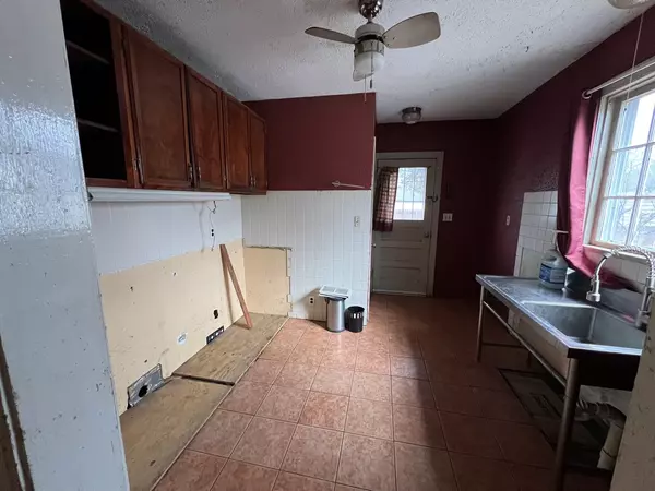 Rockford, IL 61101,2923 Kenmore Avenue