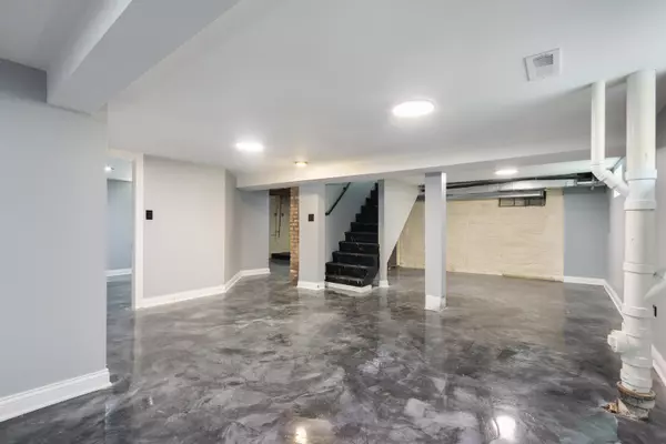 Hazel Crest, IL 60429,16910 Lincoln Street