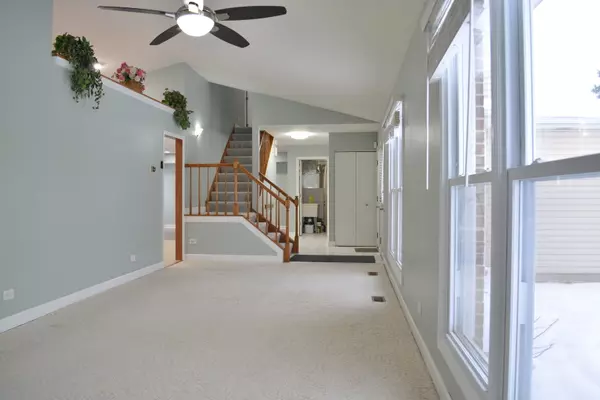 Elk Grove Village, IL 60007,1203 Timber Drive