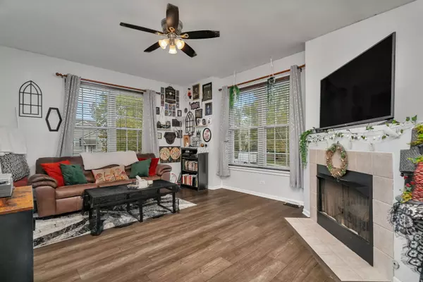 Joliet, IL 60431,3540 Woodside Court