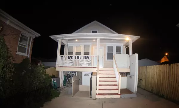 2435 N Rutherford Avenue, Chicago, IL 60707