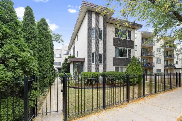 7070 N Ridge Boulevard #1A, Chicago, IL 60645