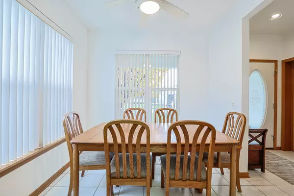 Grayslake, IL 60030,3455 Steeplechase Way