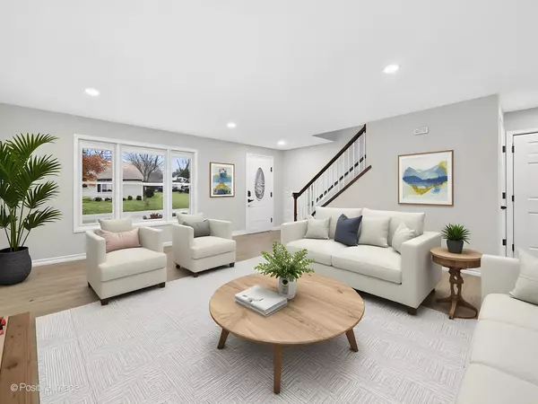 Hanover Park, IL 60133,5541 E Celebrity Circle