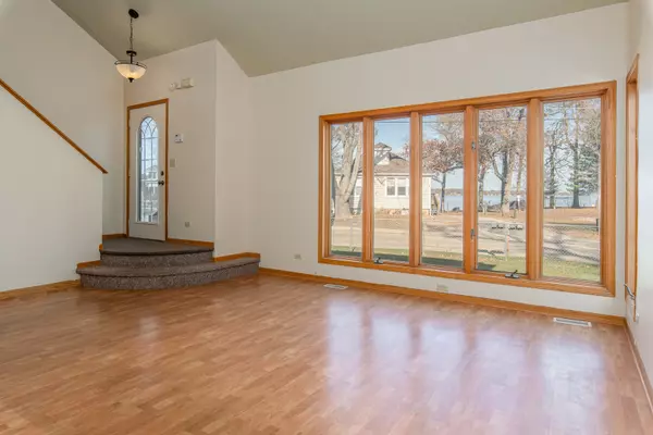 Fox Lake, IL 60020,97 Mark Lane