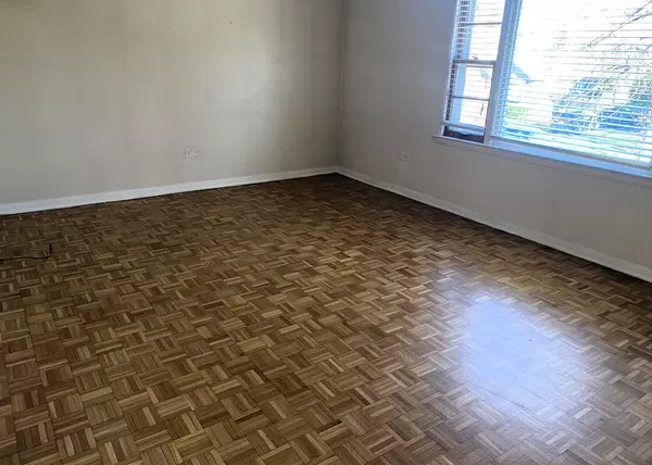 La Grange, IL 60525,216 9th Avenue #1