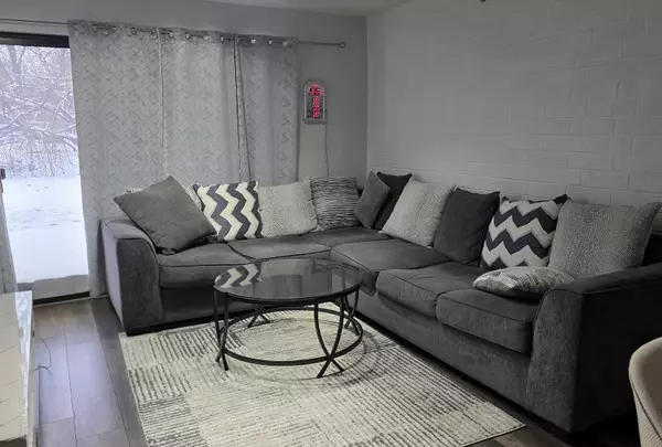 Tinley Park, IL 60477,6050 Lake Bluff Drive #101