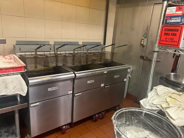 Arlington Heights, IL 60005,2932 W Euclid Avenue