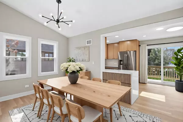 Lemont, IL 60439,904 Hillview Drive