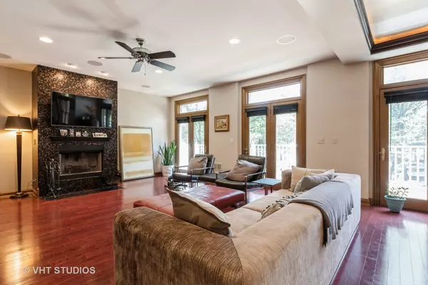 Glenview, IL 60026,1867 Admiral Court