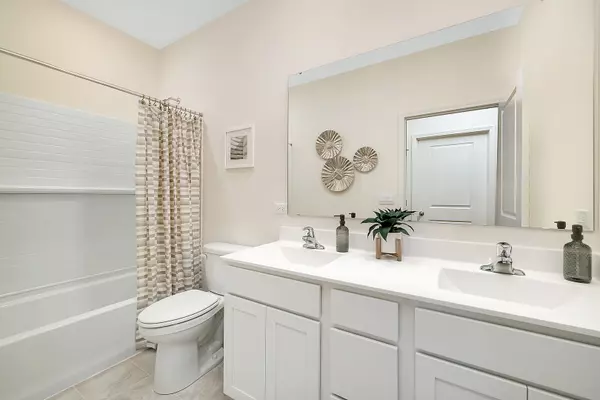 Bartlett, IL 60103,1126 Bluebell Lane