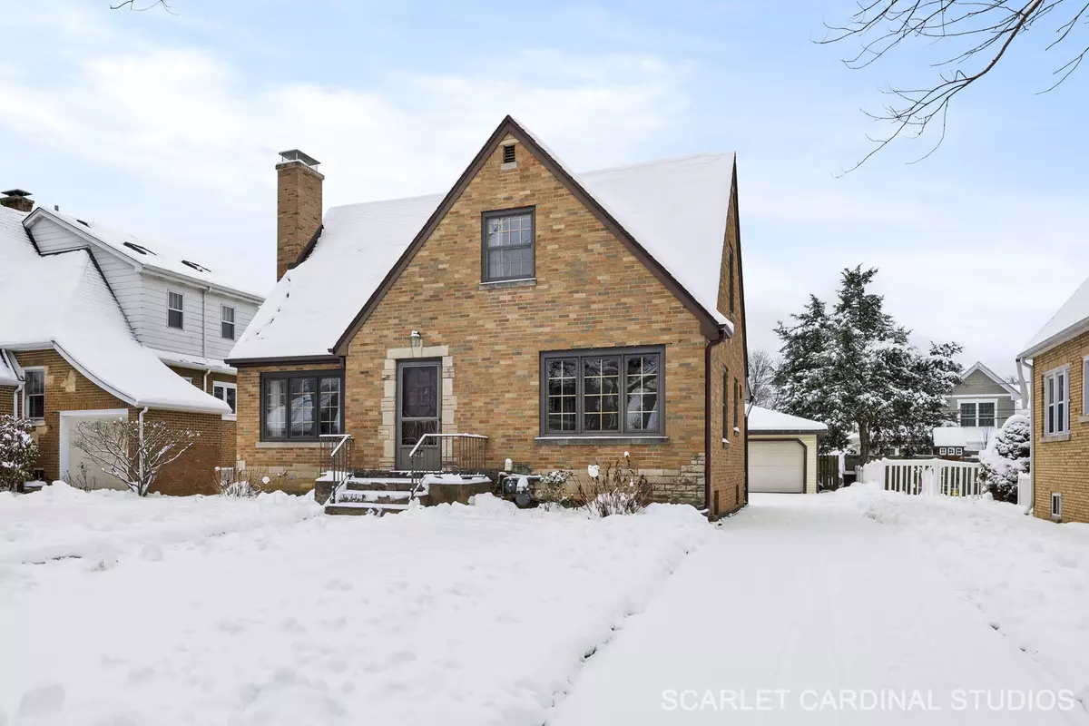 Villa Park, IL 60181,628 S Euclid Avenue