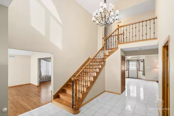 Homer Glen, IL 60491,13124 W Beaver Lake Drive