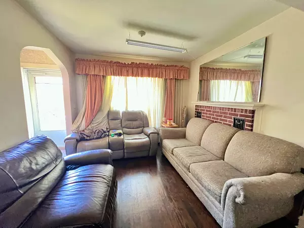 Oak Lawn, IL 60453,9611 Merton Avenue