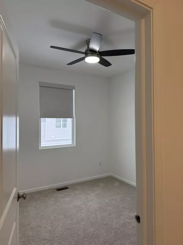 South Elgin, IL 60177,287 Kingsport Drive