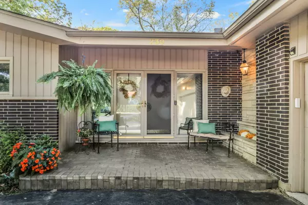 Grayslake, IL 60030,230 N Alleghany Road