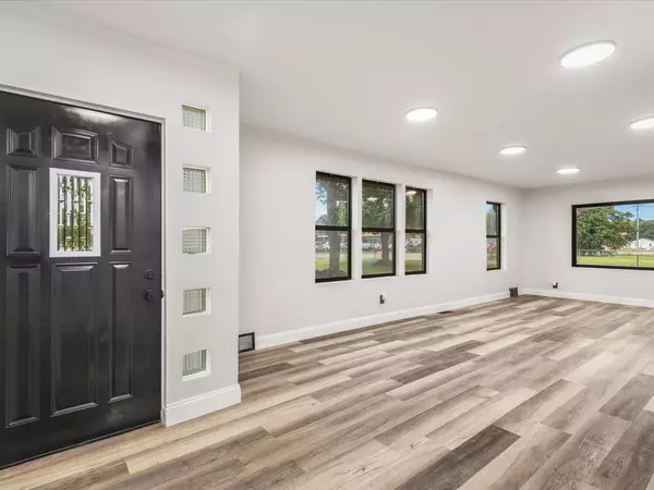 Machesney Park, IL 61115,7604 N 2nd Street