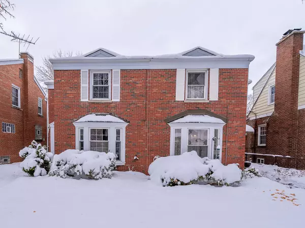 6704 Trumbull Avenue, Lincolnwood, IL 60712