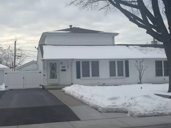 8912 S Ryan Road, Hometown, IL 60456