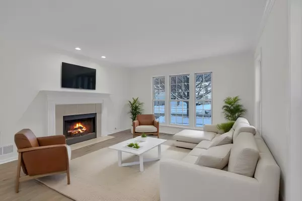 Waukegan, IL 60087,3248 Hampshire Lane