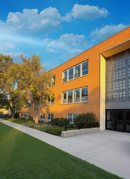 8900 Windemere Avenue #GE, Brookfield, IL 60513