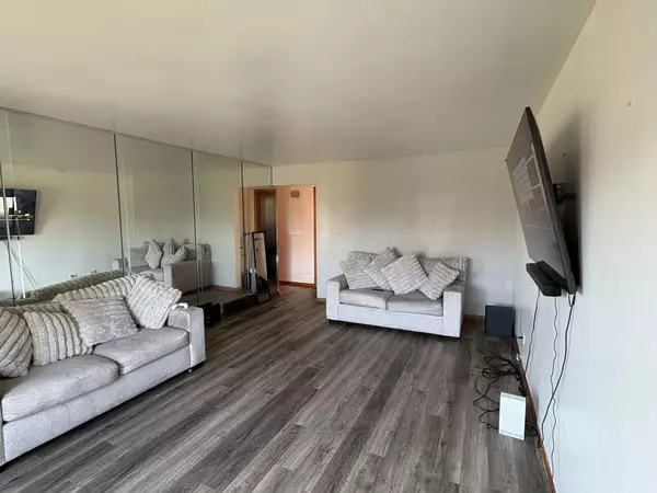 Dolton, IL 60419,15722 Ellis Avenue