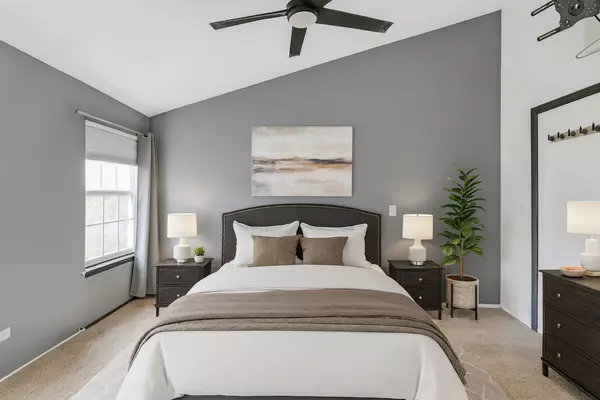 Streamwood, IL 60107,1941 Quaker Hollow Lane #1941