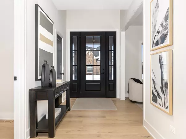 Naperville, IL 60565,1519 77th Street