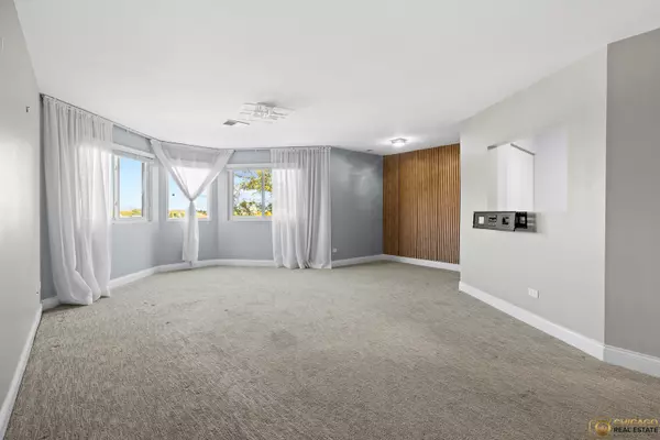 Palatine, IL 60074,1275 E Baldwin Lane #601