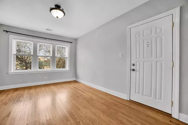 Chicago, IL 60639,Address not disclosed