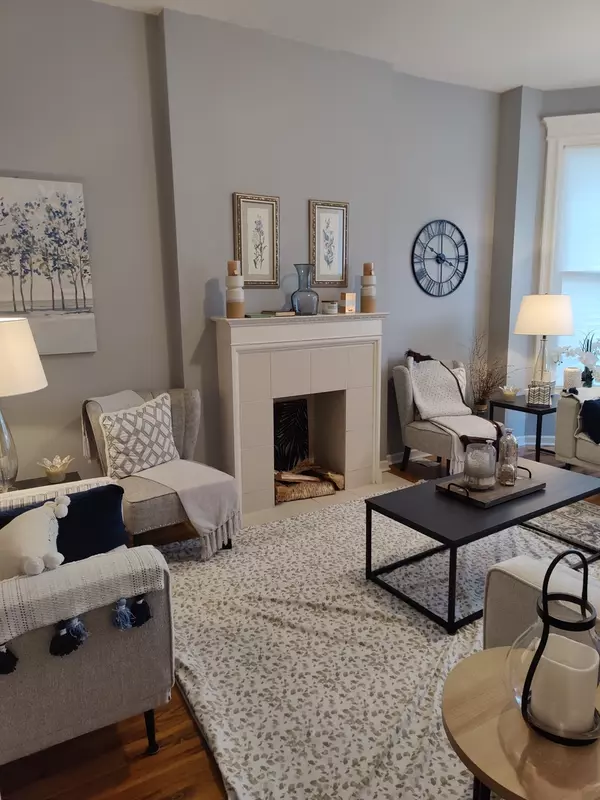 Chicago, IL 60653,4243 S Calumet Avenue #2