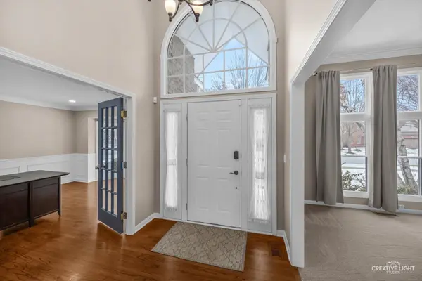 1600 HARRIS Drive, Aurora, IL 60502