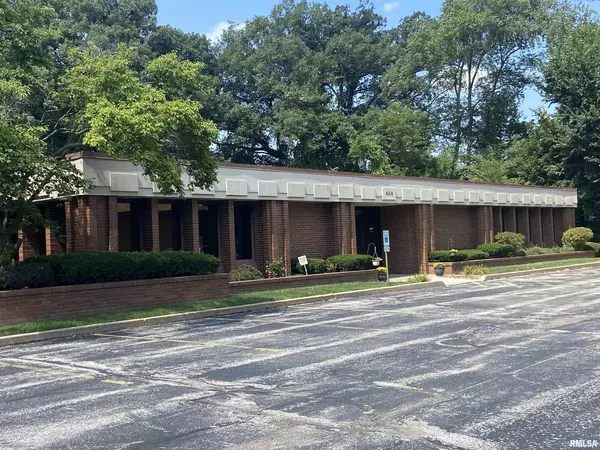 609 35TH Avenue #Upper Level, Moline, IL 61265