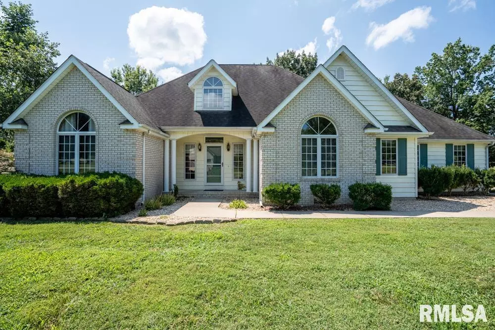 Herrin, IL 62948,15 TIMBER CREEK Drive