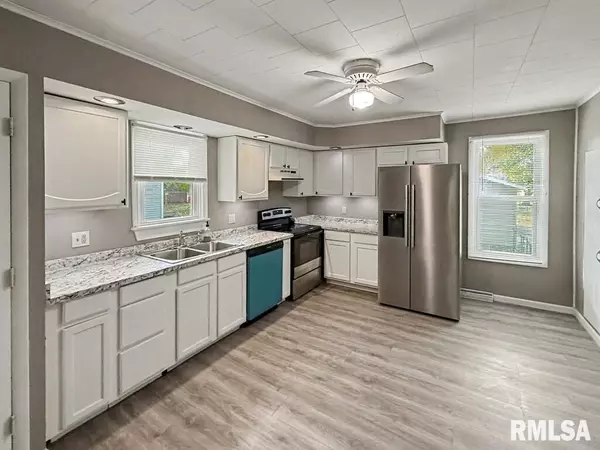 Herrin, IL 62948,501 S 7TH Street