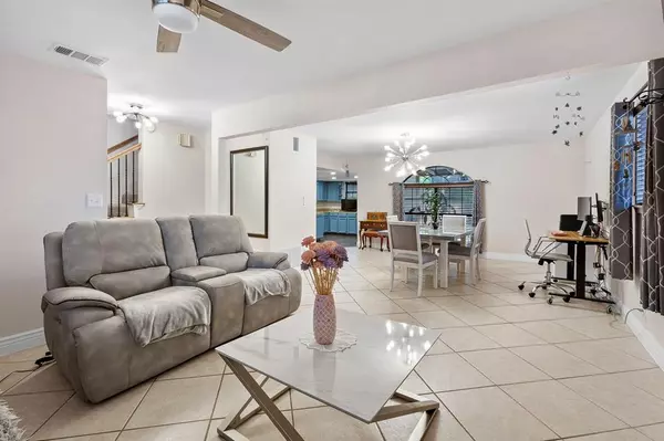 Austin, TX 78745,512 Bramble DR