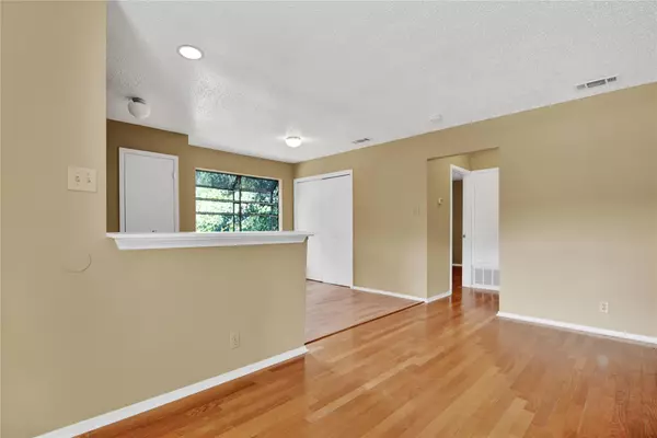 Georgetown, TX 78628,500 Algerita DR #A