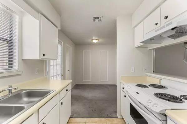 Austin, TX 78758,8400 Jamestown DR #406