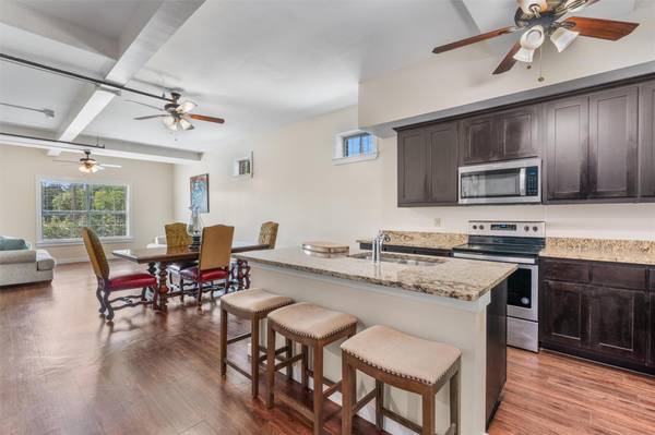 605 E University Ave #201, Georgetown, TX 78626