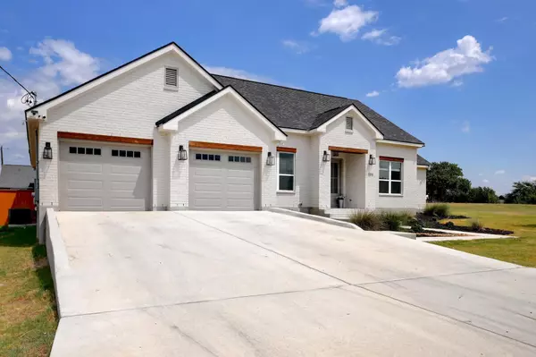 Blanco, TX 78606,105 Jacob Dearing ST