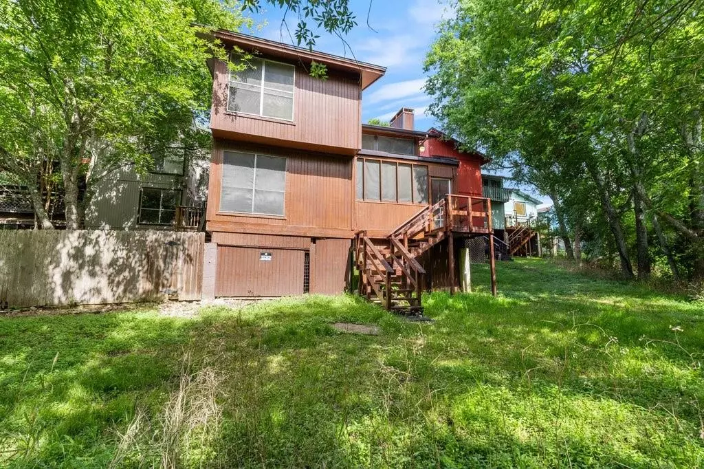 Austin, TX 78744,6919 Ten Oaks CIR