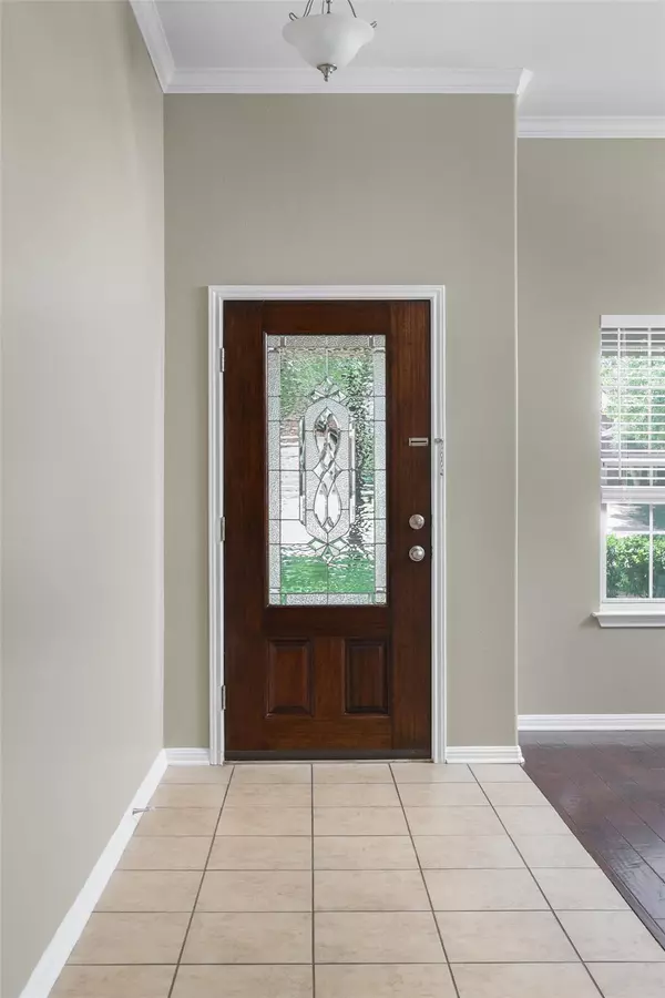 Buda, TX 78610,301 Middle CRK