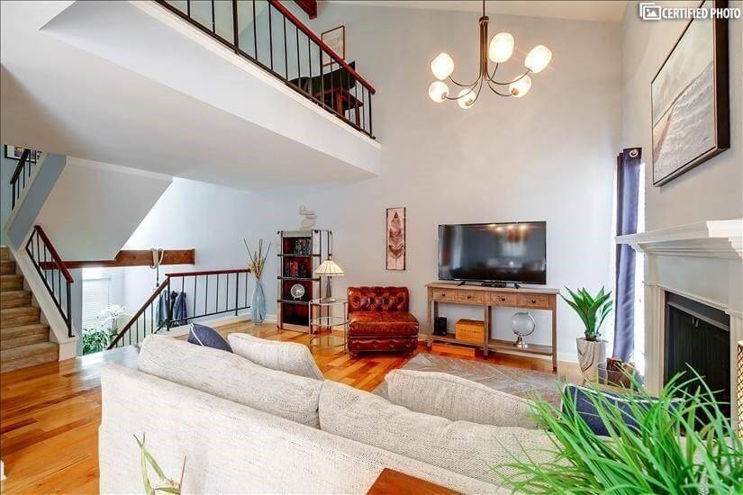 1821 Westlake DR #122, Austin, TX 78746