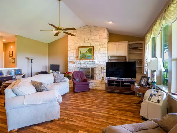 Meadowlakes, TX 78654,100 Turkey RUN